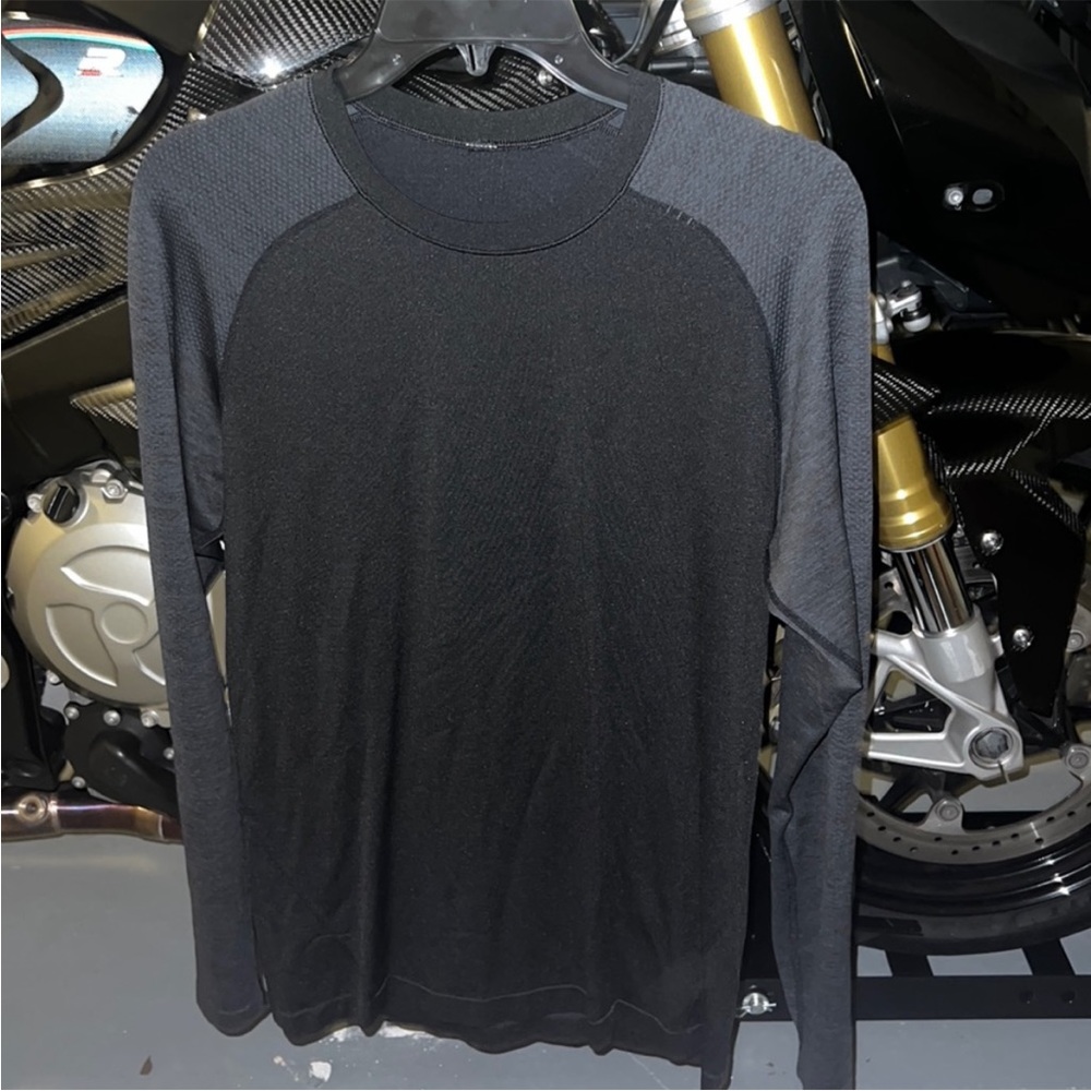 Lululemon Sweatshirt